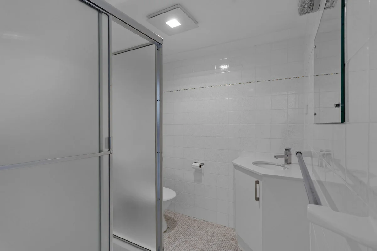 Additional image 16 of 26/12 Goodwin Terrace, Burleigh Heads QLD 4220