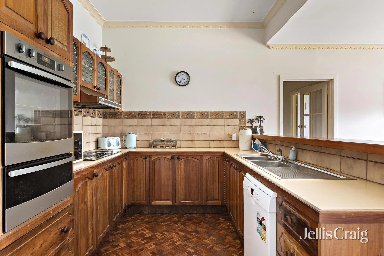 Additional image 3 of 119 Woodland Street, Essendon VIC 3040