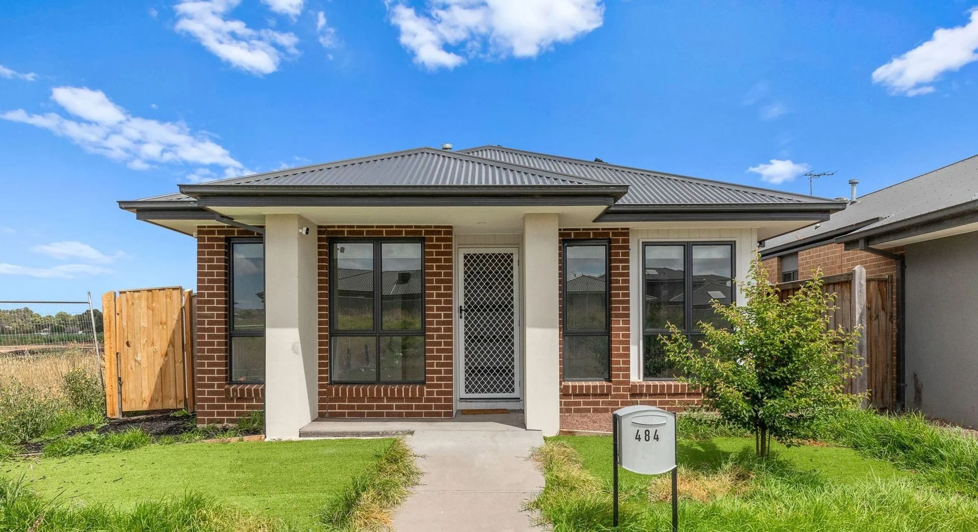484 Casey Fields Boulevard, Cranbourne East VIC 3977