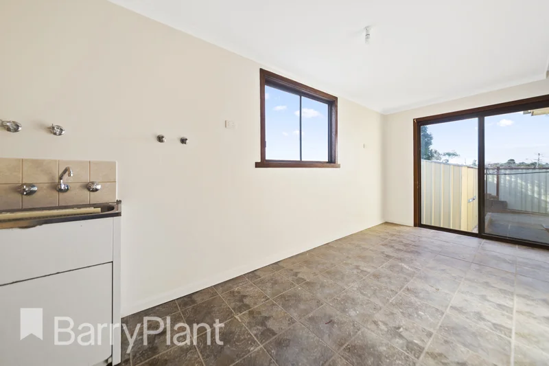 Additional image 8 of 1/86 Oleander Drive, St Albans VIC 3021