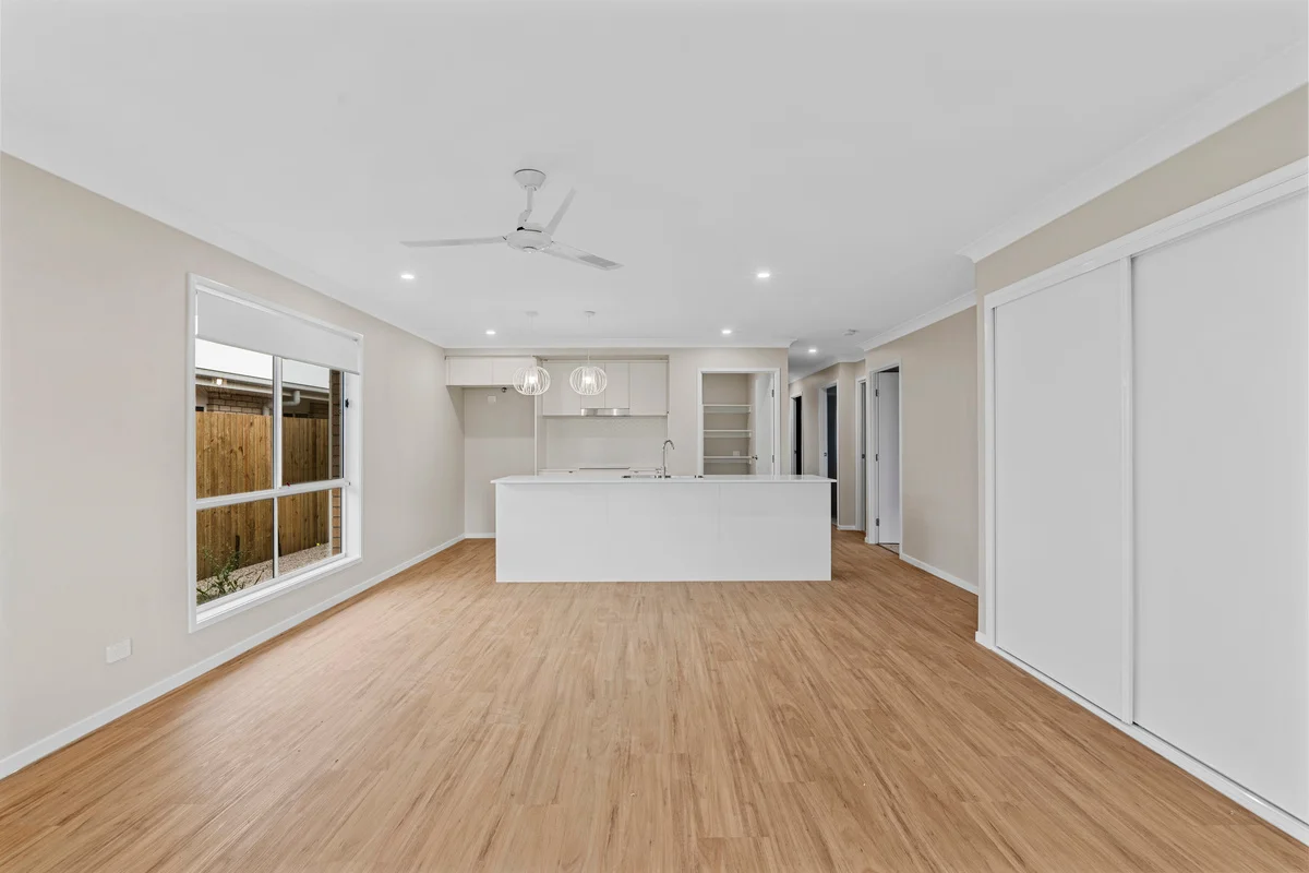 Additional image 4 of 32 Hewing Place, Park Ridge QLD 4125