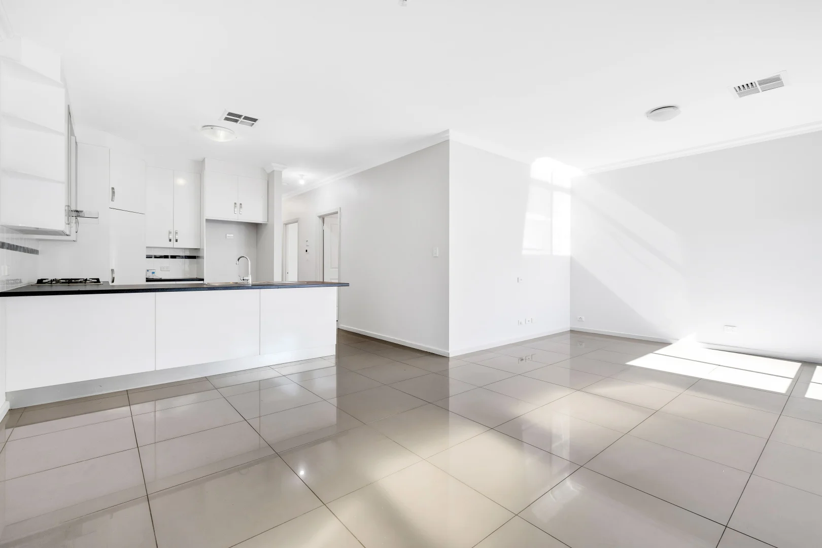 9 Louis Crescent, Newton SA 5074 photo 4
