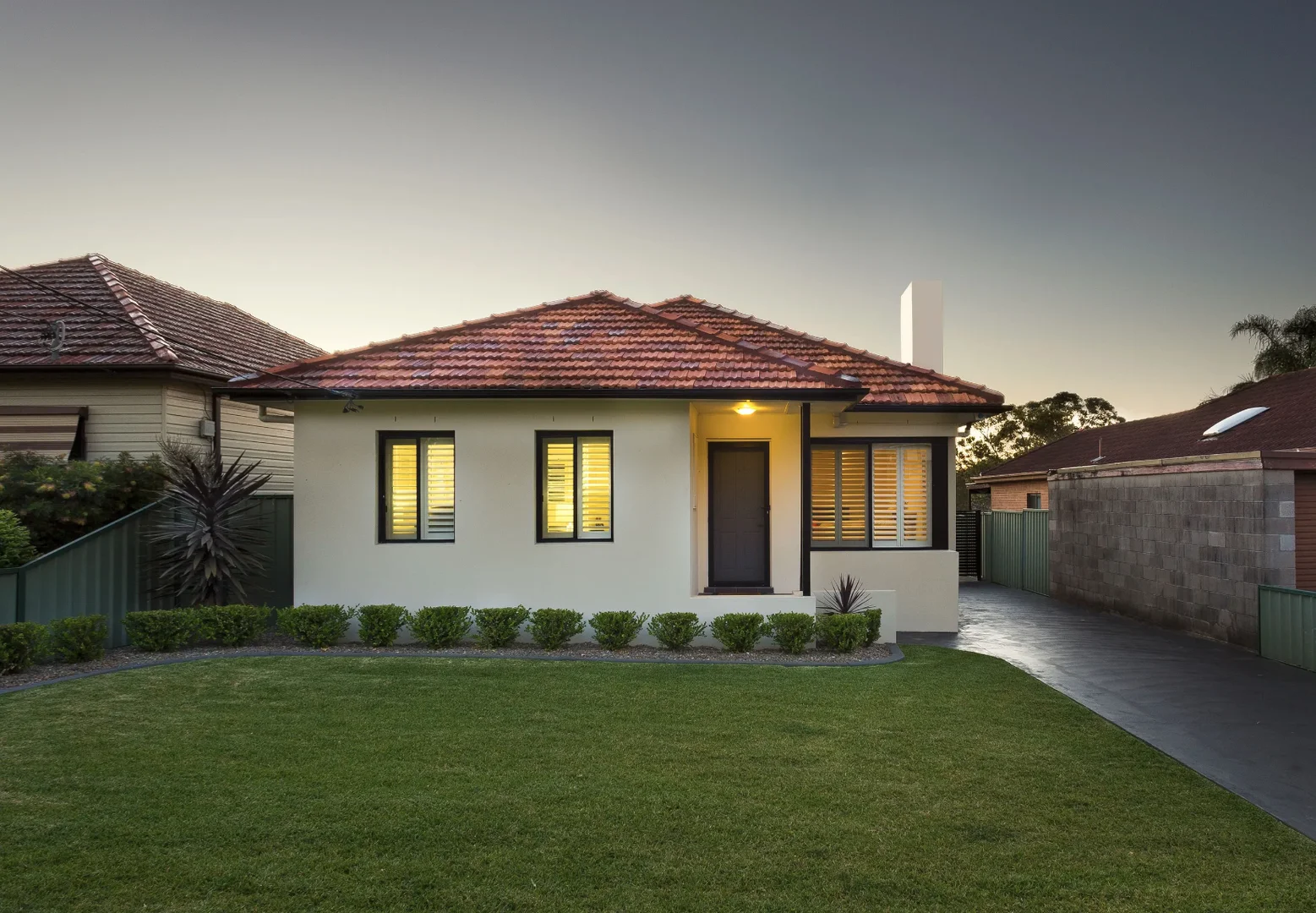 10 Hinemoa St, Panania NSW 2213