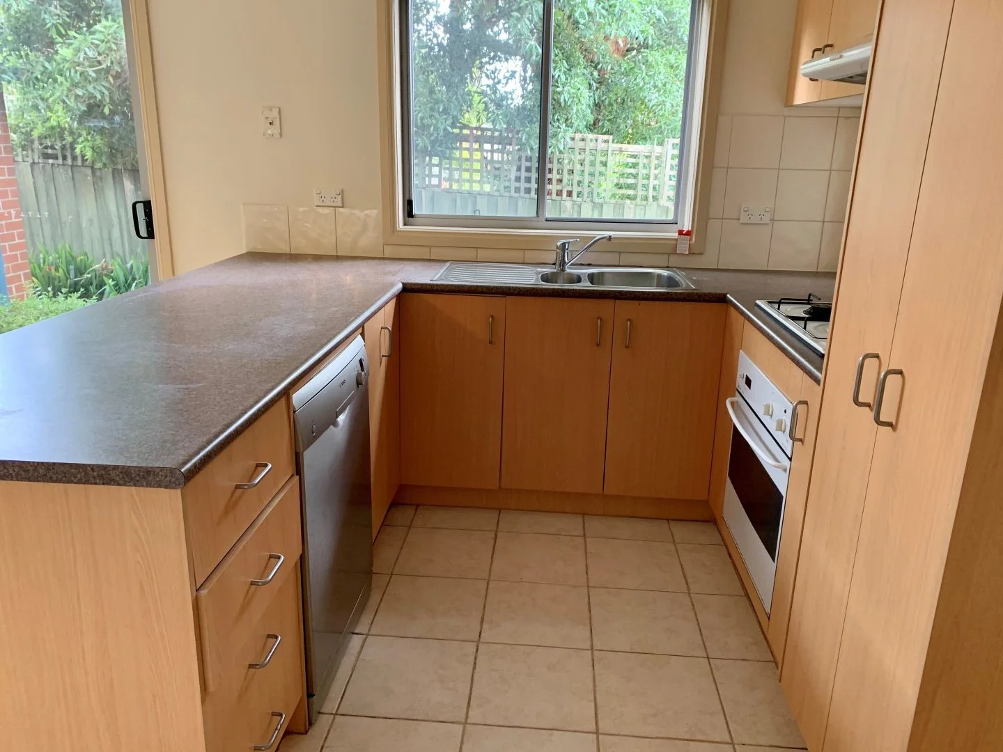 Additional image 4 of 6/305 Canterbury Road, Forest Hill VIC 3131
