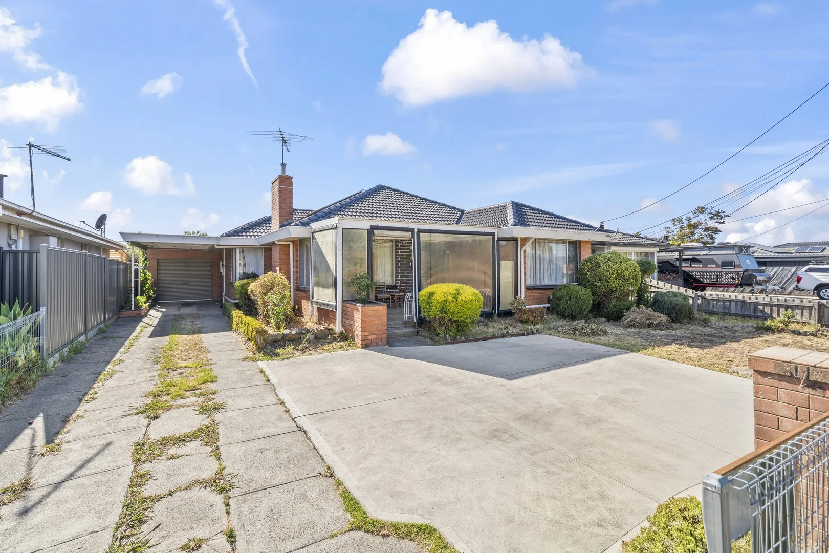11 Elmhurst Road, Gladstone Park VIC 3043