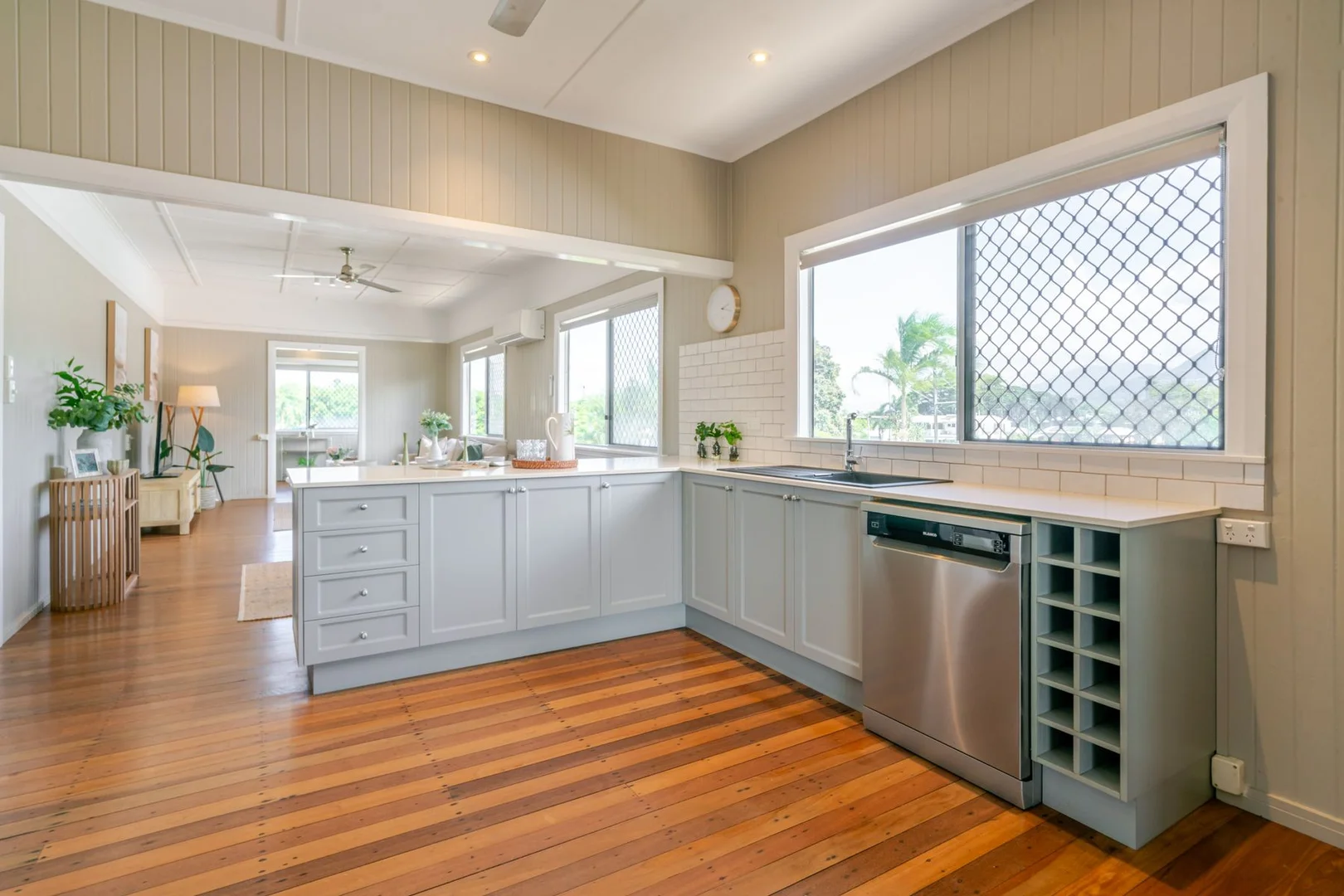 Additional image 24 of 28 Earl, Westcourt QLD 4870