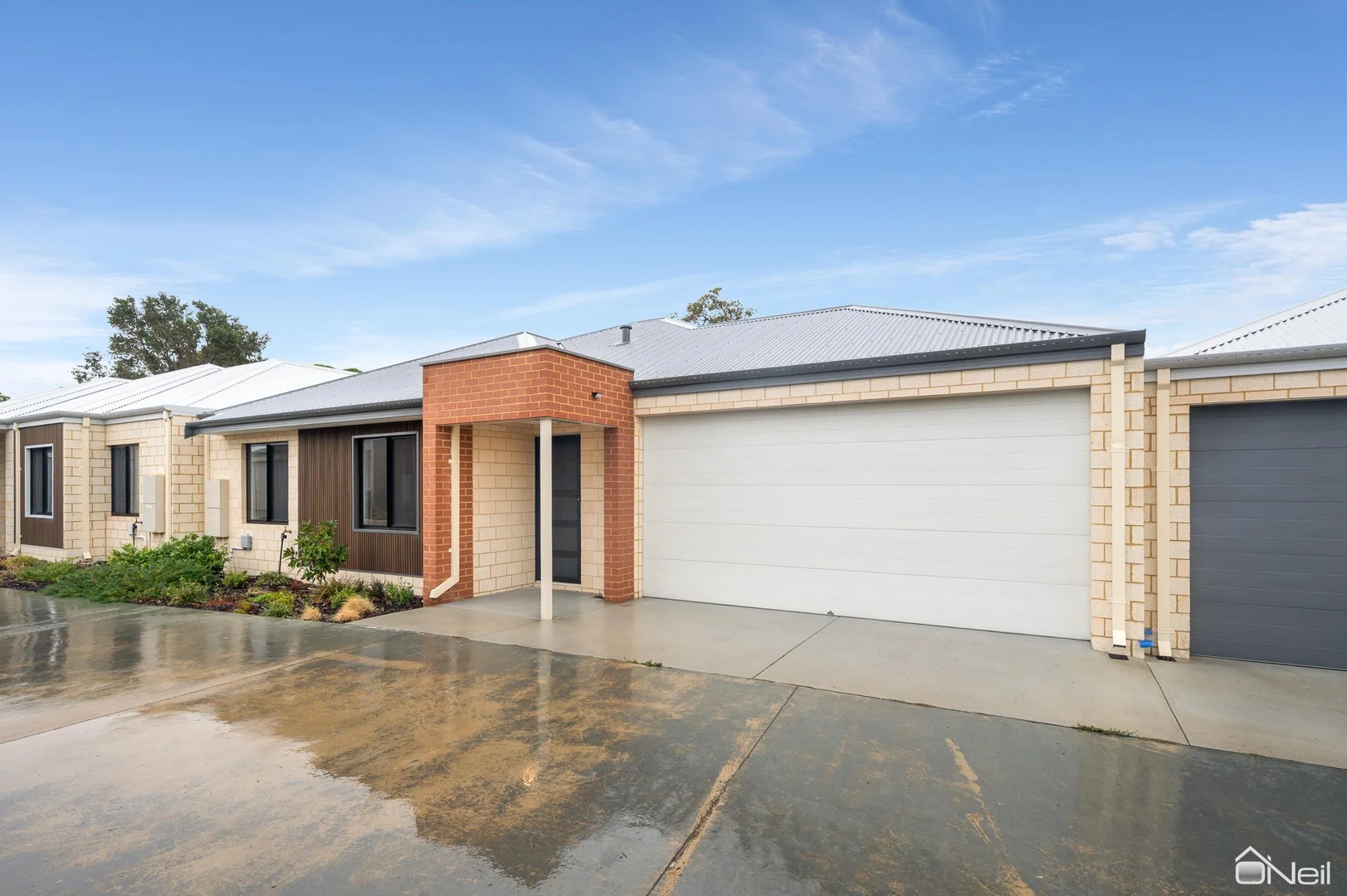 2/85 Railway Avenue, Kelmscott WA 6111