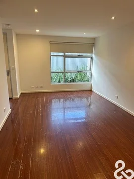 Additional image 3 of 2/261-263 Broadway, Reservoir VIC 3073