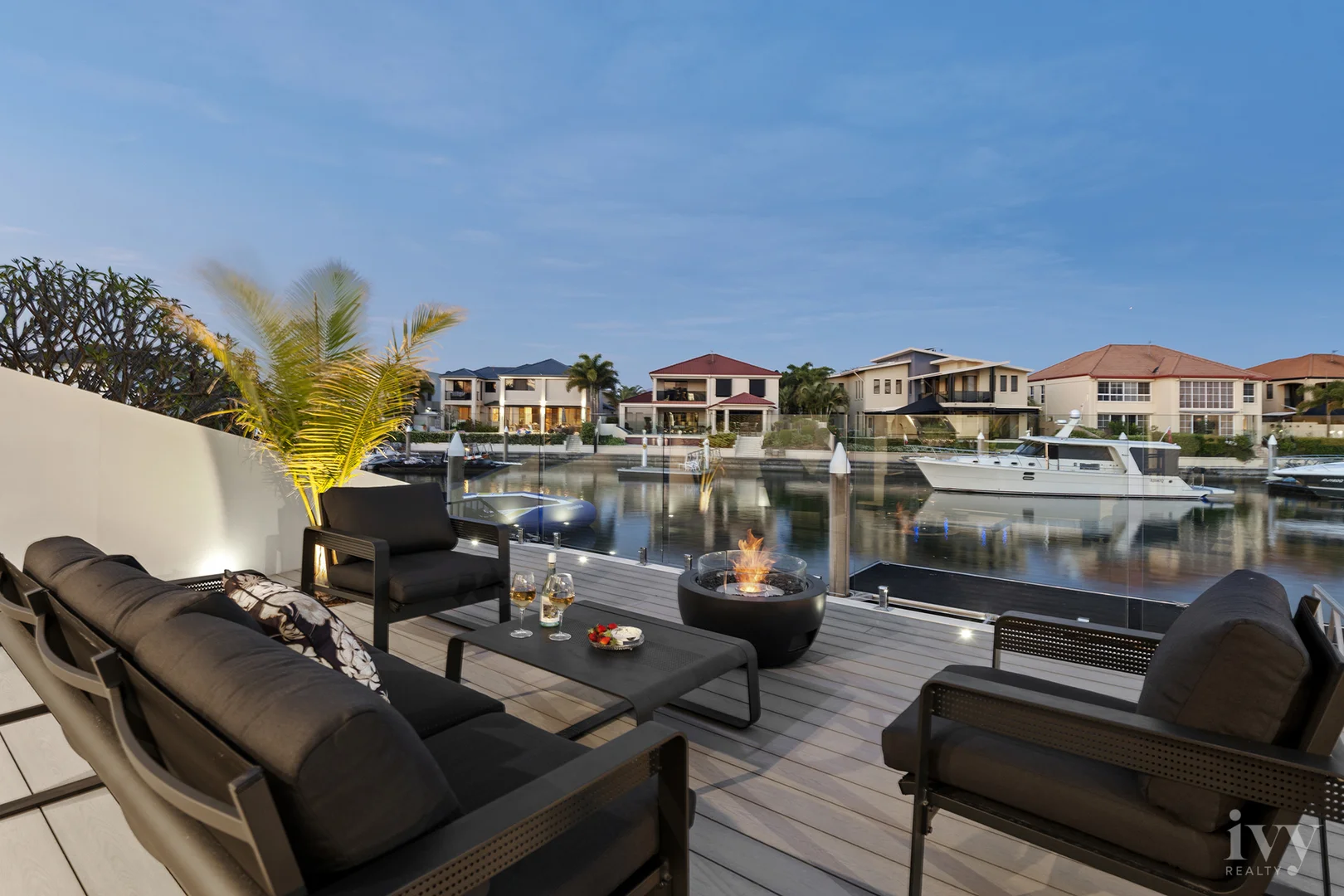 Additional image 25 of 13 King James Court, Sovereign Islands QLD 4216