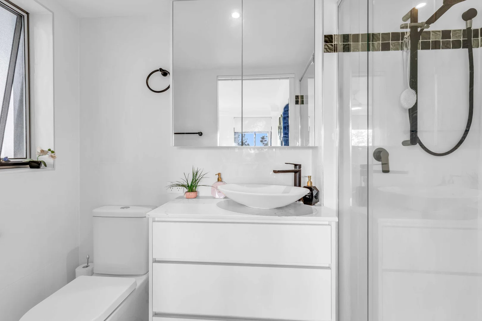 Additional image 17 of 2304/12-14 Executive Drive, Burleigh Waters QLD 4220