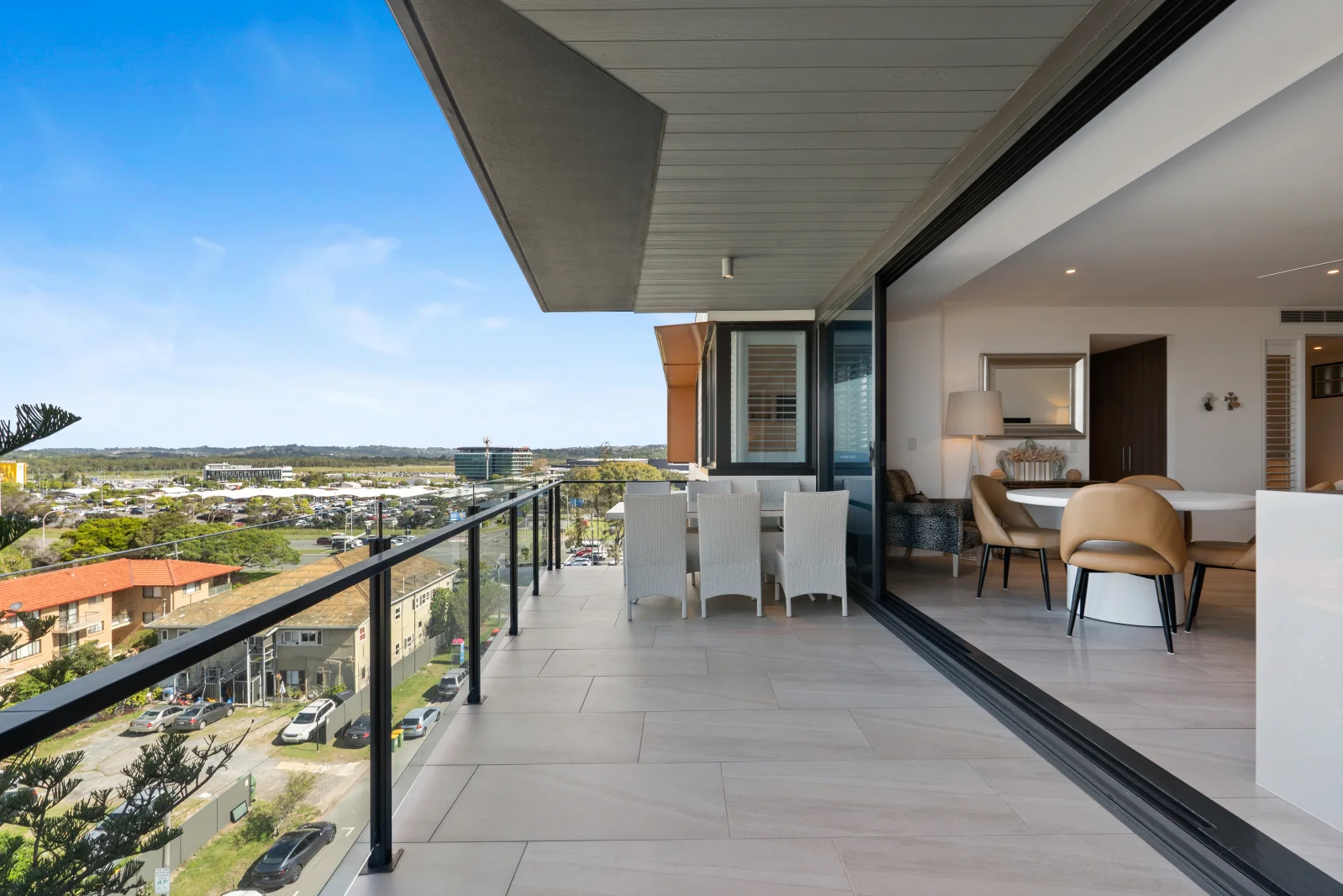 703/106 Pacific Parade, Bilinga QLD 4225 photo 4
