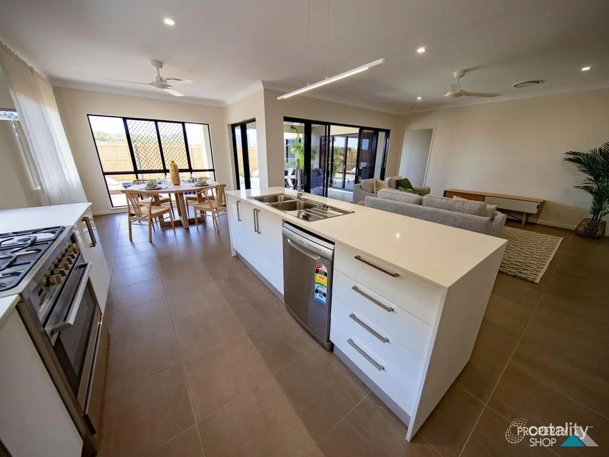 Additional image 4 of 10 Charringa Link, Smithfield QLD 4878