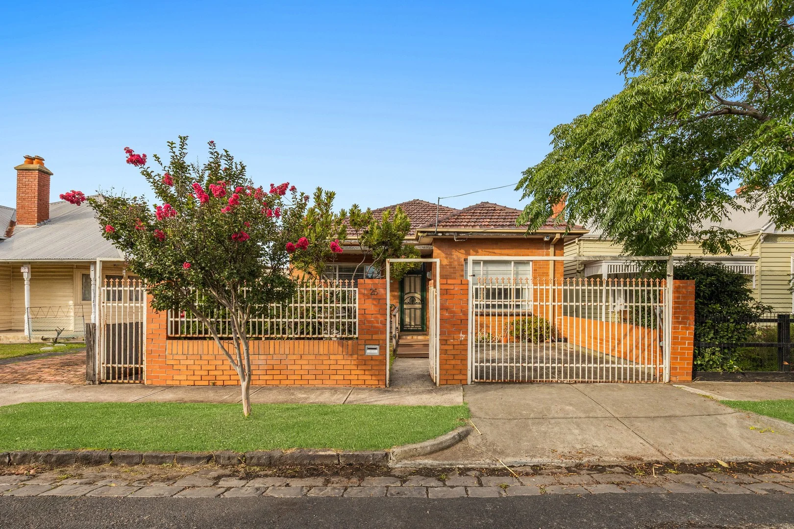 25 Lynch Street, Footscray VIC 3011