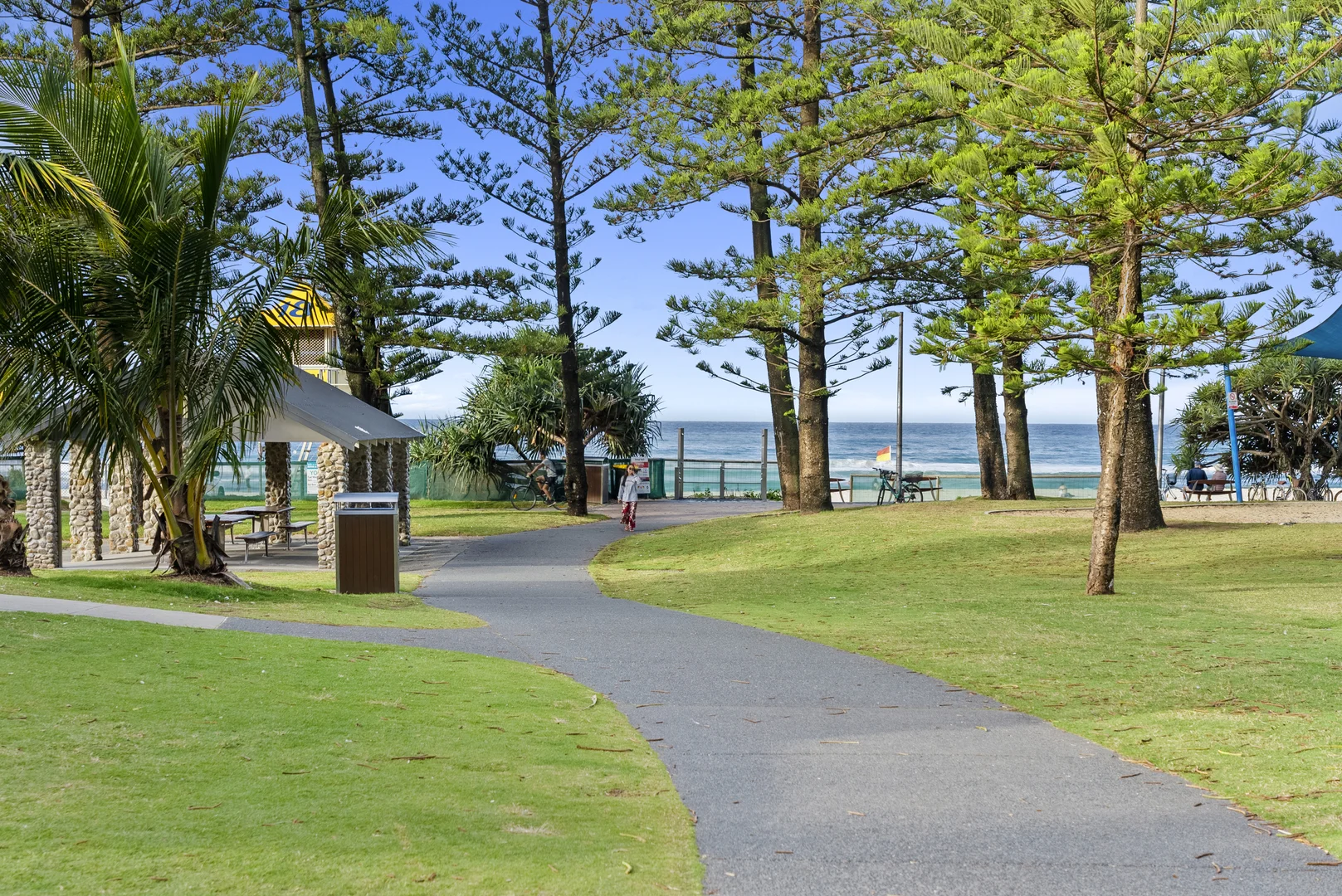 Additional image 22 of 2/2 Deodar Drive, Burleigh Heads QLD 4220