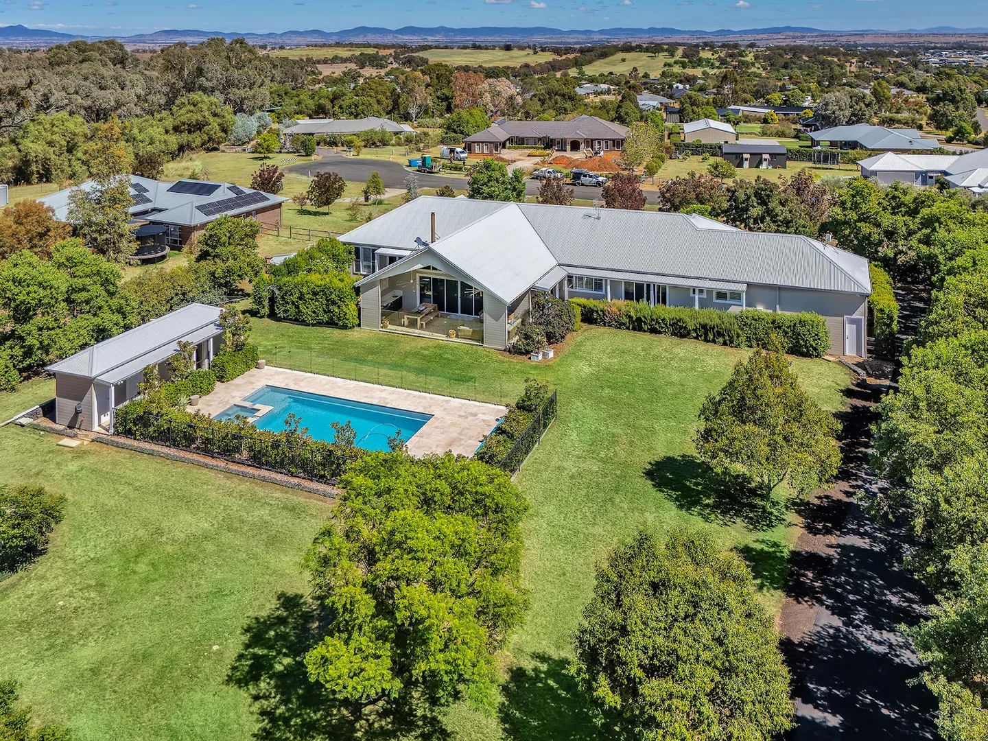 Additional image 33 of 3 Highland Place, Tamworth NSW 2340