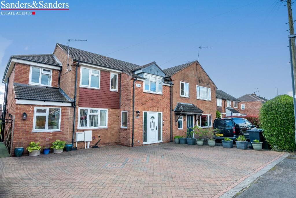 Throckmorton Road, Alcester, B49