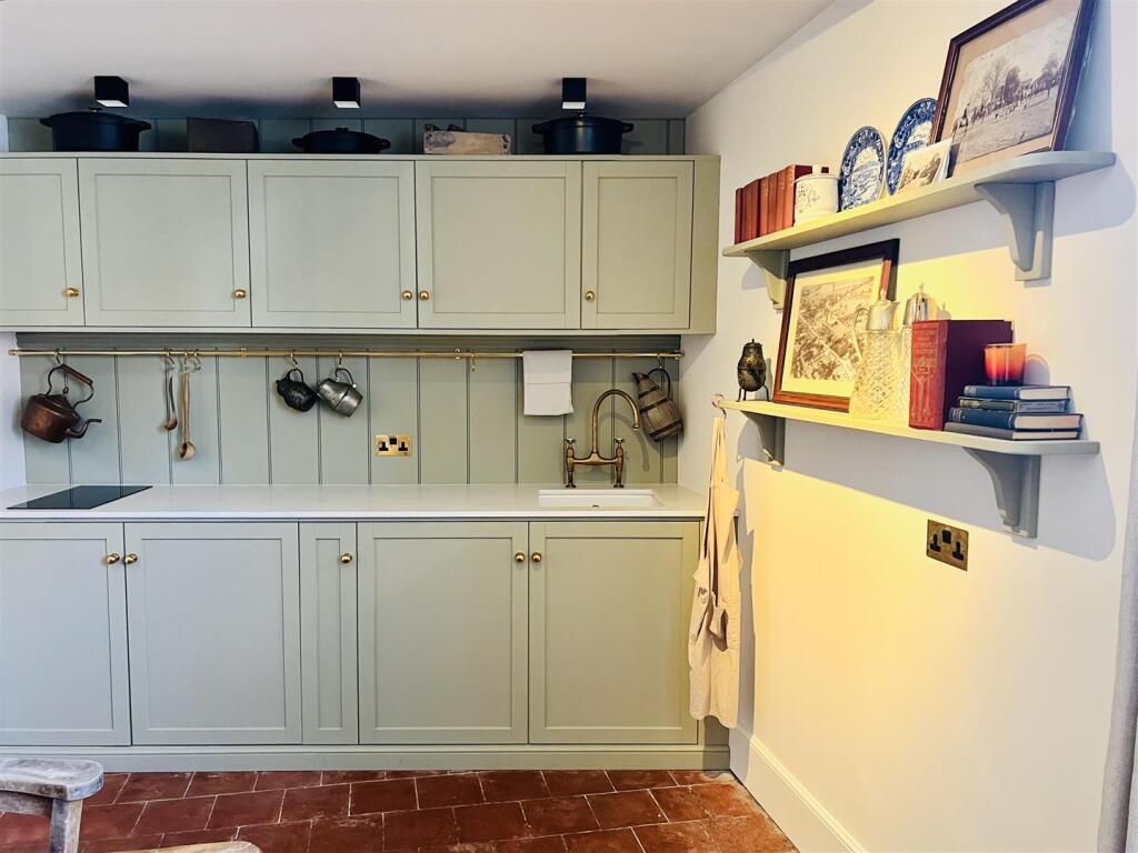 Additional image 5 of Ground Floor Apartment at High Street, Coleshill