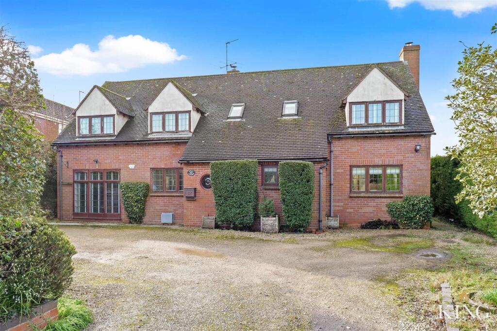 Oak Tree Lane, Cookhill, Alcester