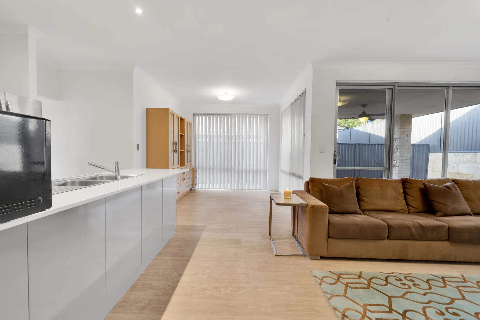 10 Temptation Drive, Jindalee WA 6036 photo 4