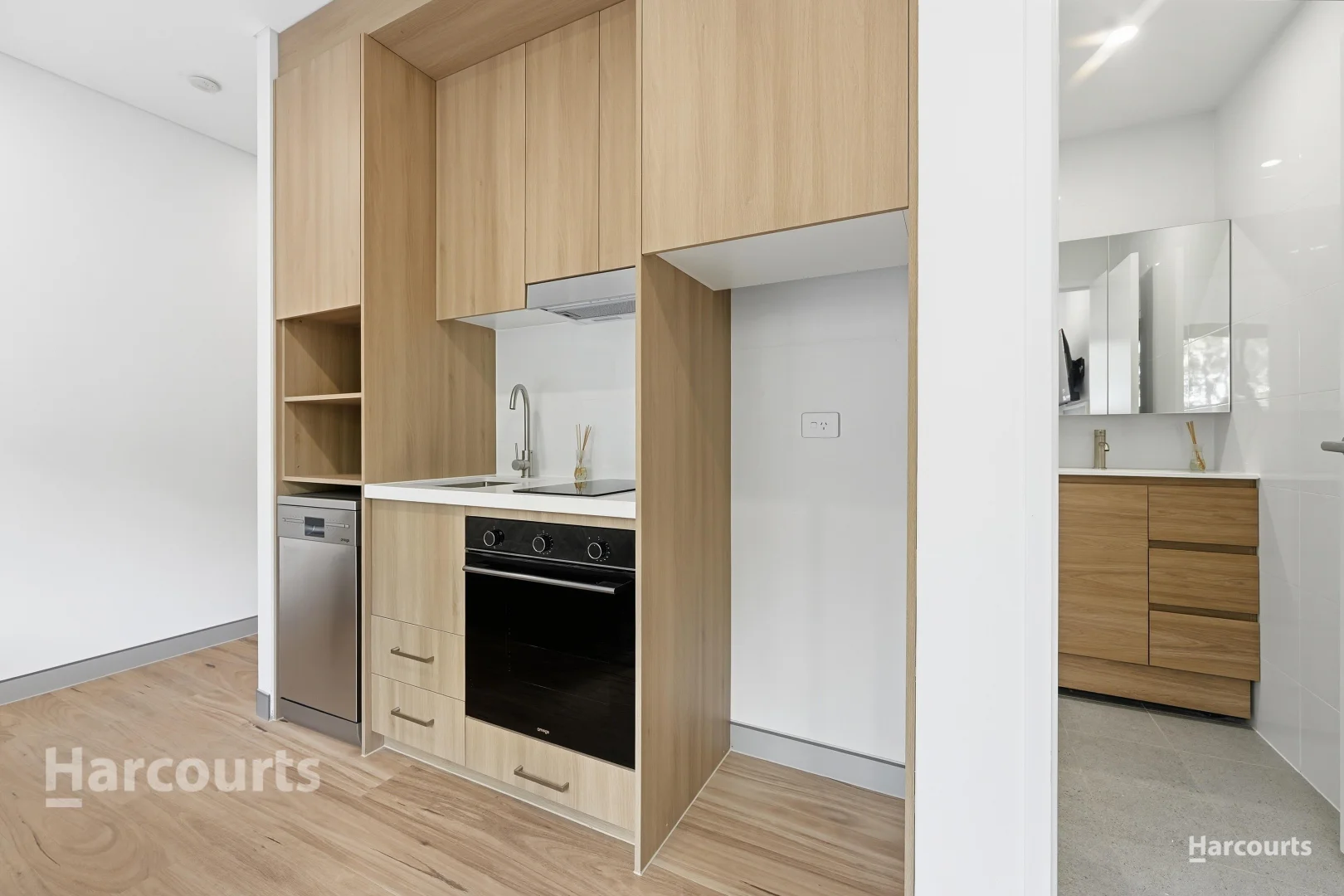 Additional image 2 of 4/55 Mahoney Drive, Campbelltown NSW 2560