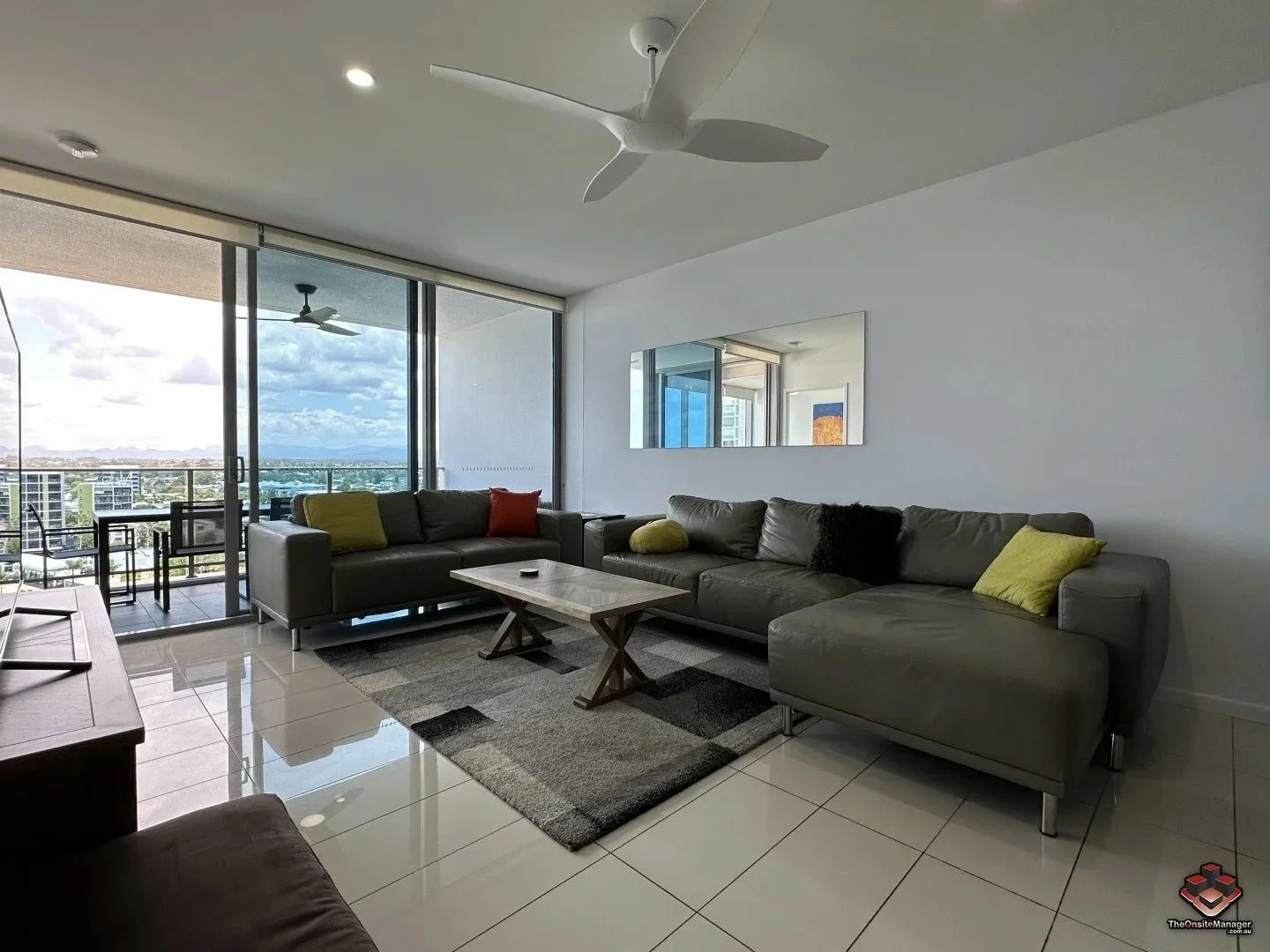 818/19 Imperial Parade, Labrador QLD 4215 photo 2