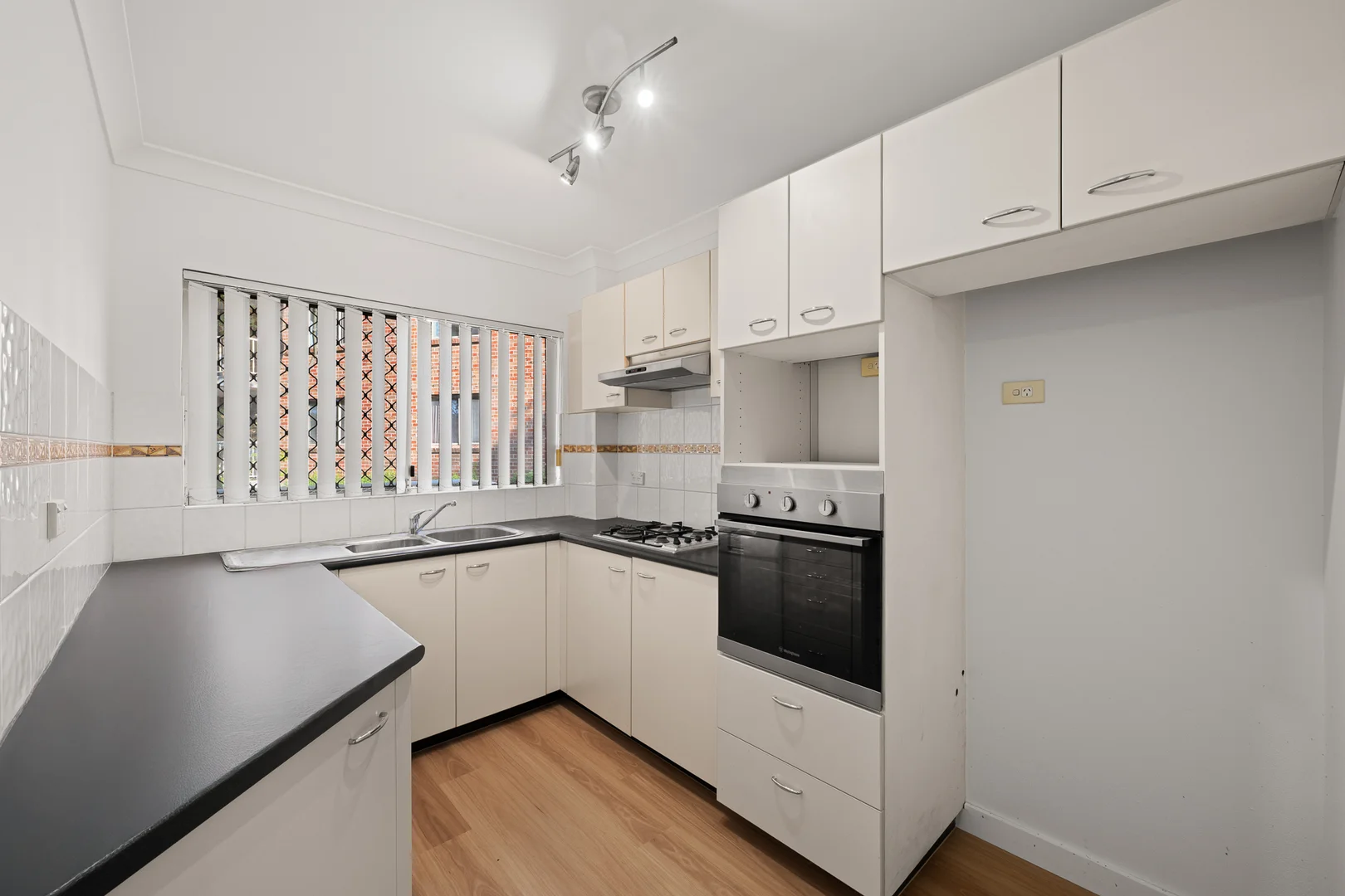Additional image 4 of 28/10-12 Broughton Street, Canterbury NSW 2193