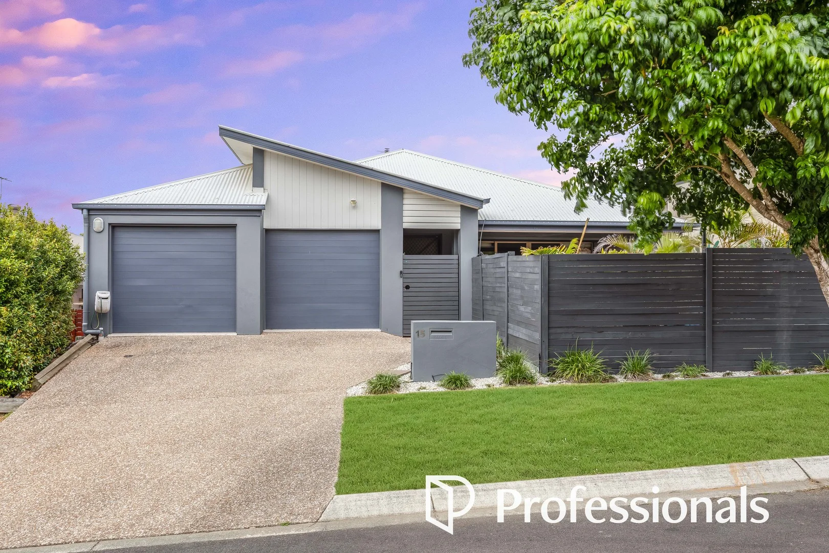 15 Lilly Crescent, Kallangur QLD 4503