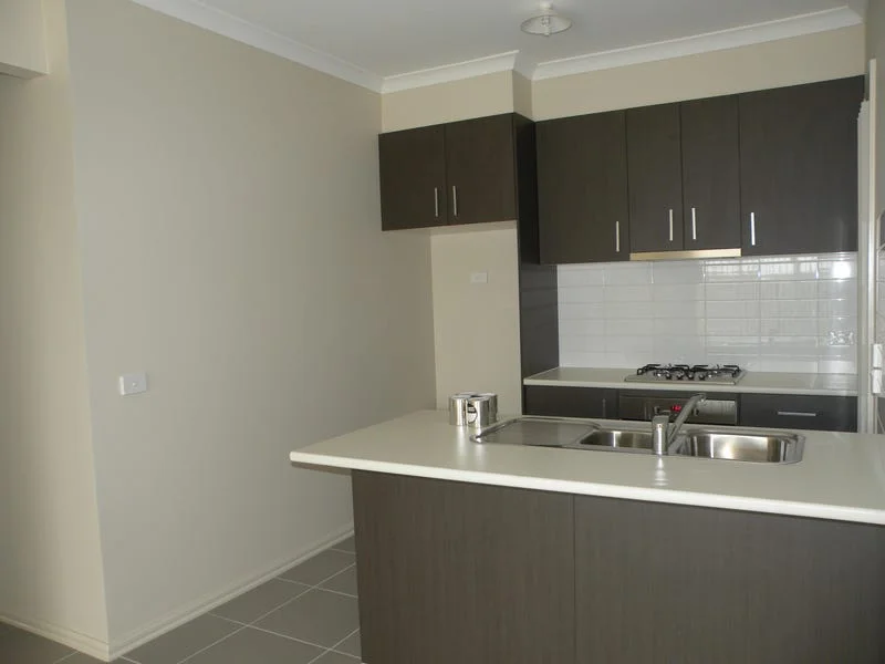 Additional image 2 of 2/60 Benetti Drive, Lara VIC 3212