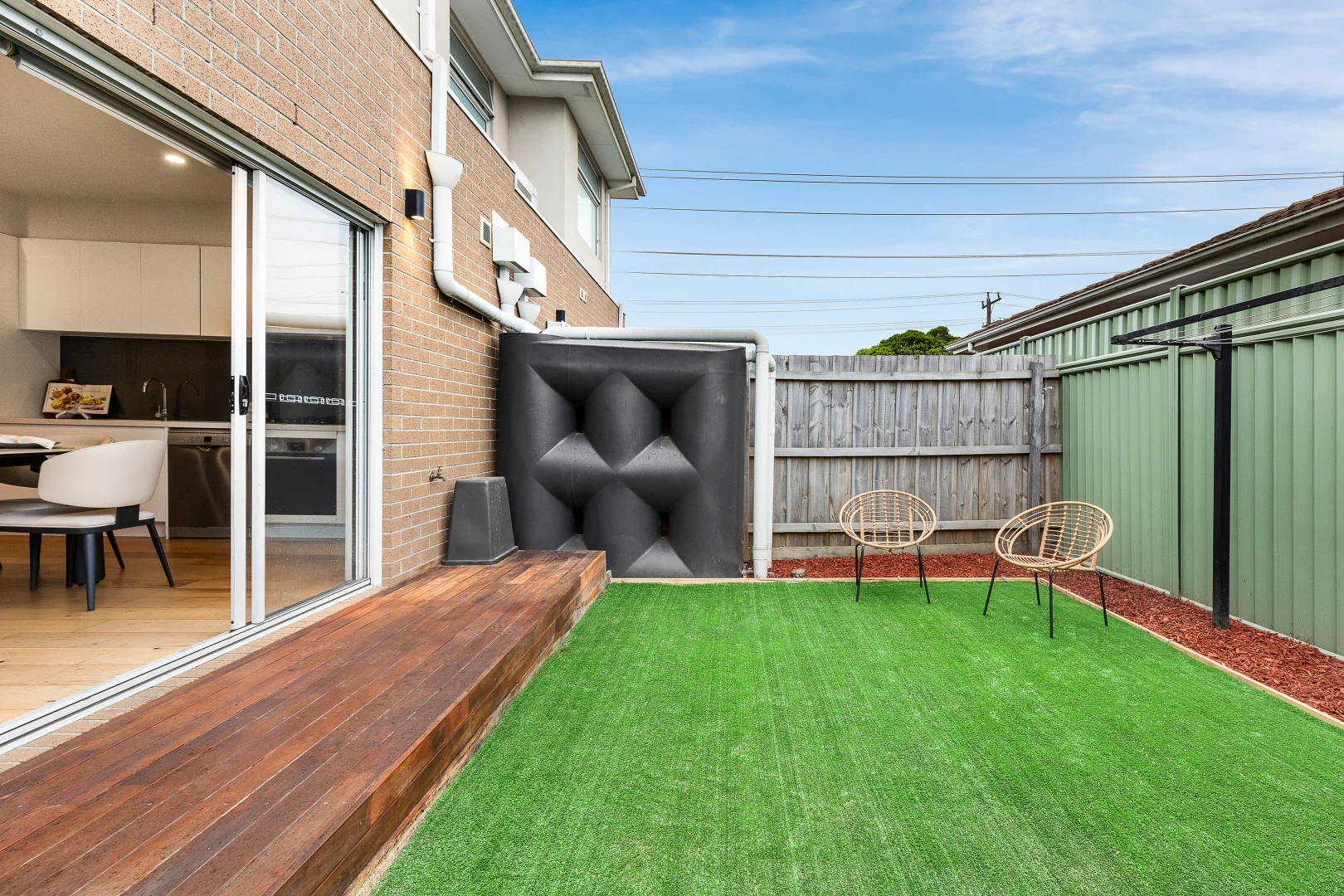 Additional image 8 of 2/26 Oakes Avenue, Clayton South VIC 3169