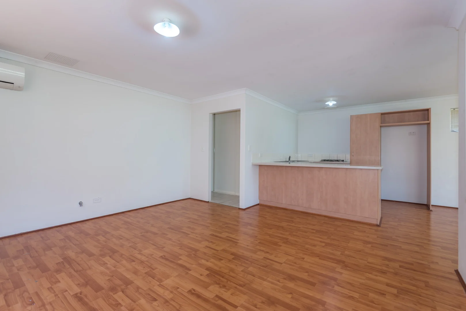 Additional image 5 of 54 Pearl Road, Cloverdale WA 6105