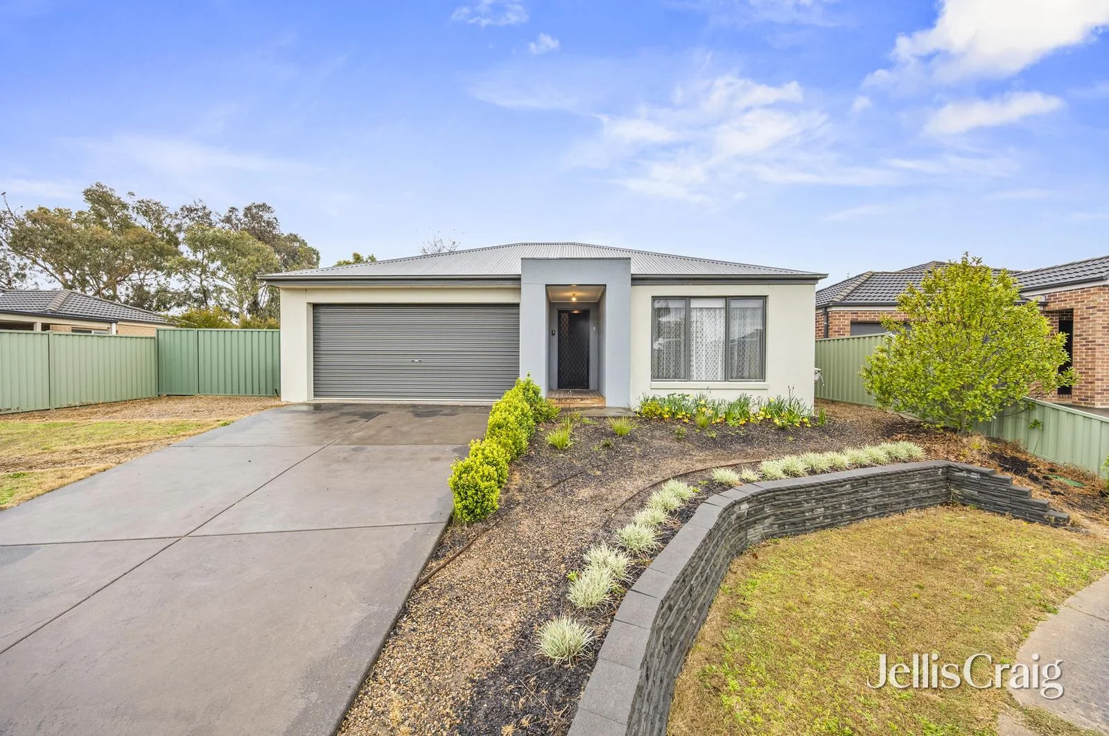 14 Carmichael Court, Sebastopol VIC 3356
