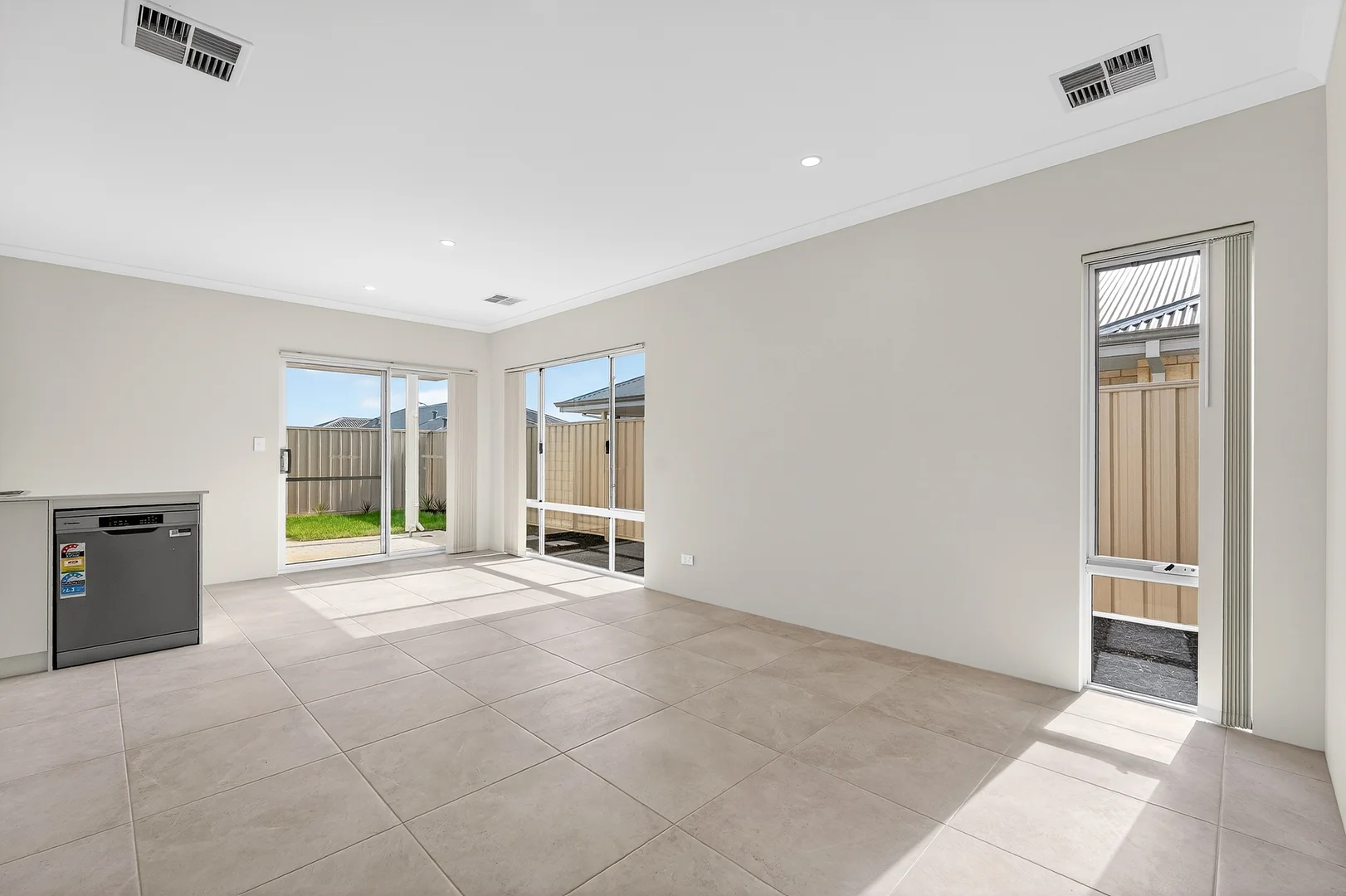 Additional image 10 of 16 Invermay Lane, Brookdale WA 6112