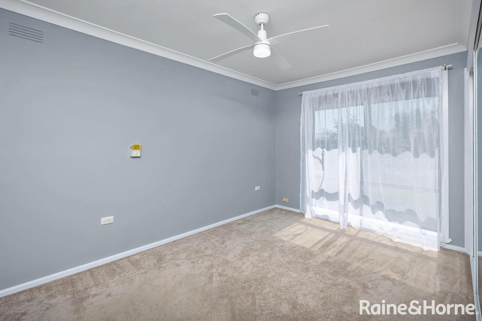 Additional image 8 of 28 Geneva Crescent, Lake Albert NSW 2650
