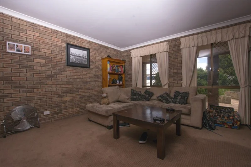 Additional image 11 of 31 Gladstone Road, Leeming WA 6149