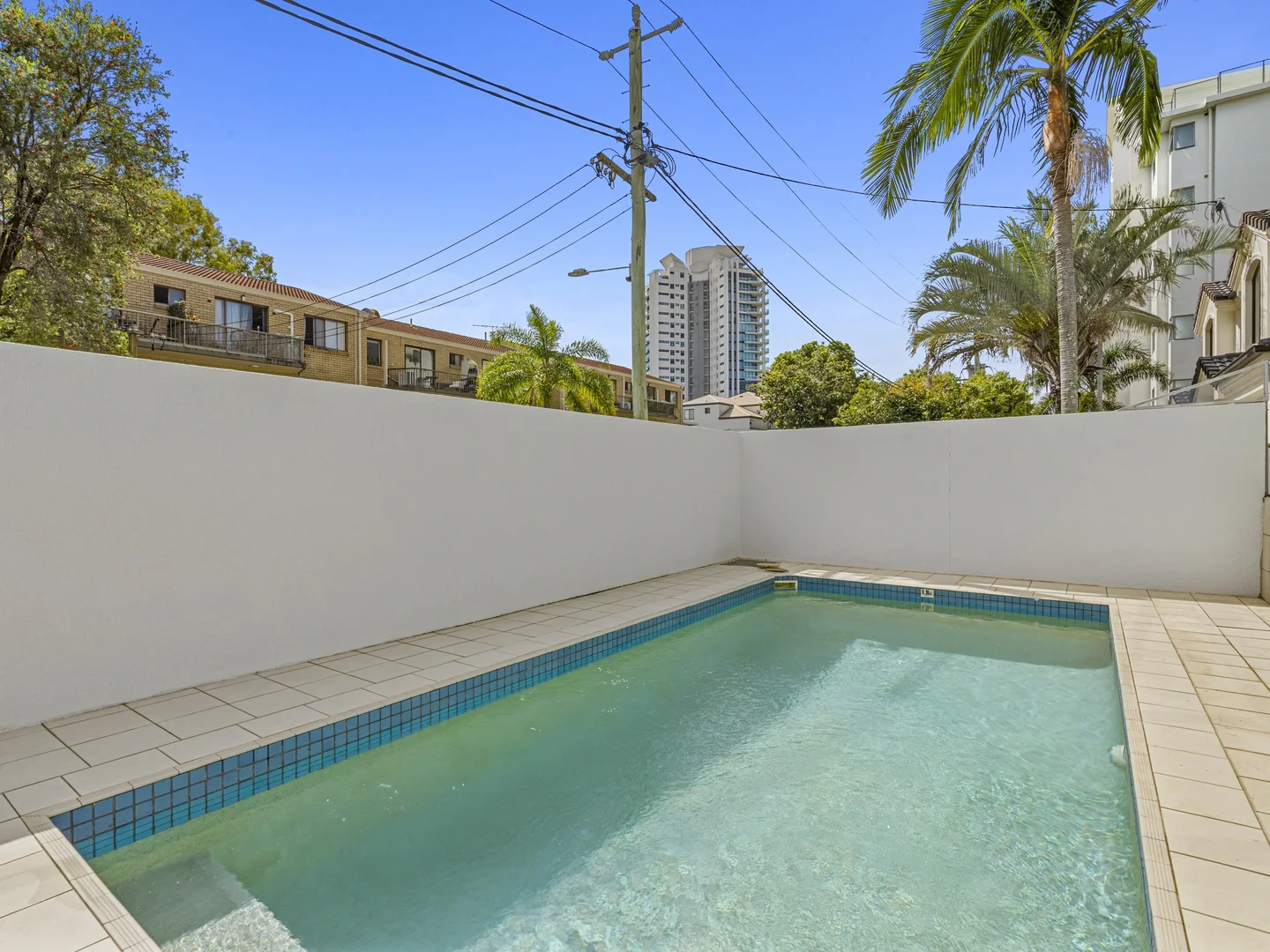 6/12-14 Bradford Street, Labrador QLD 4215