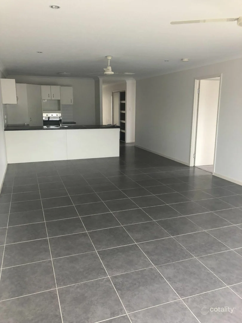 Additional image 6 of 1/16 Adam Street, Beachmere QLD 4510