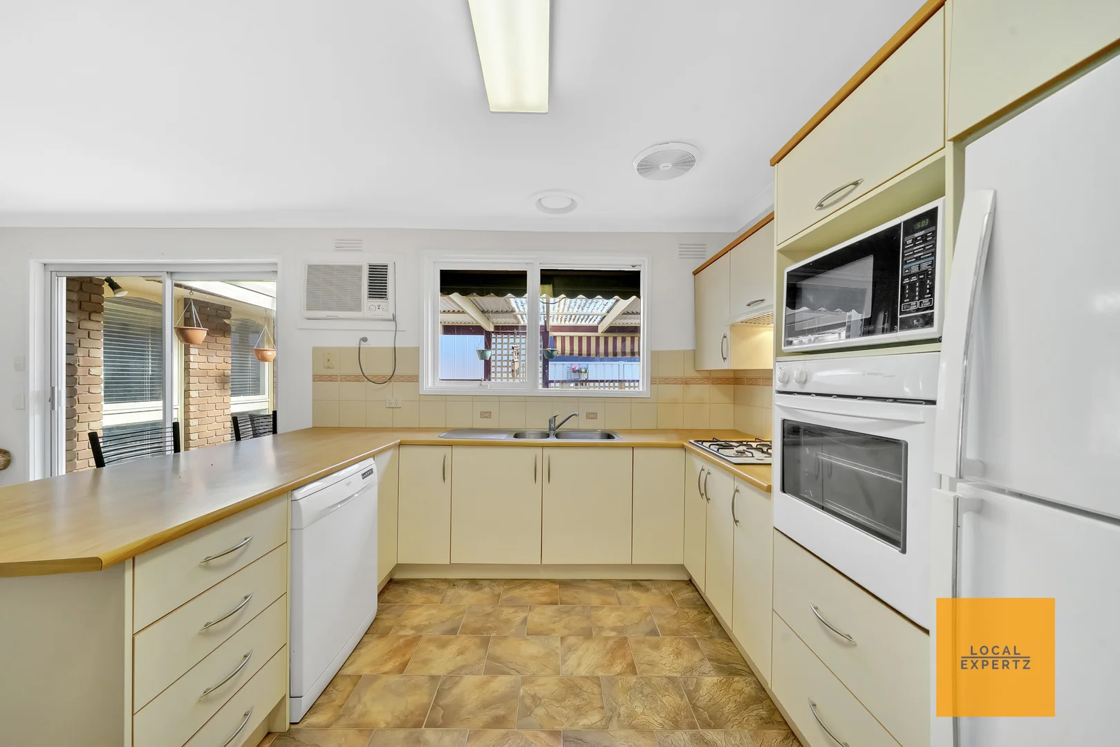 Additional image 7 of 37 Chauvel Street, Melton South VIC 3338