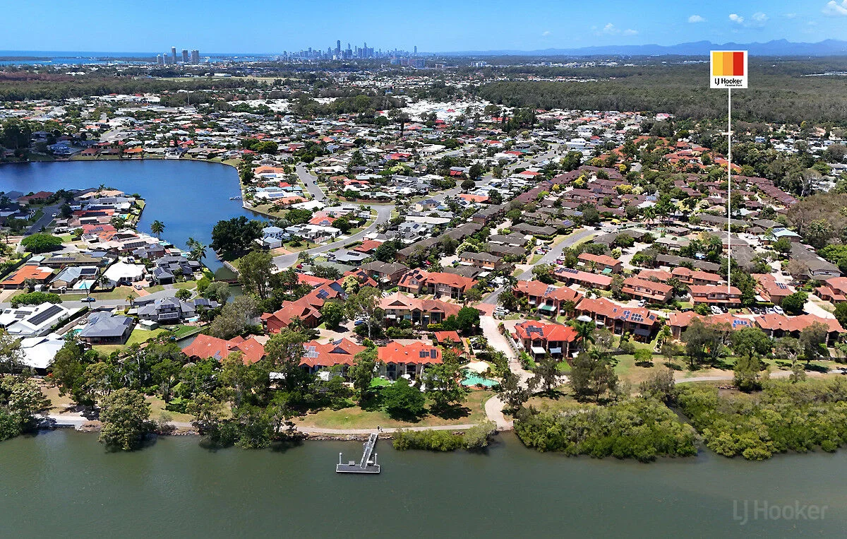 243/125 Hansford Road, Coombabah QLD 4216