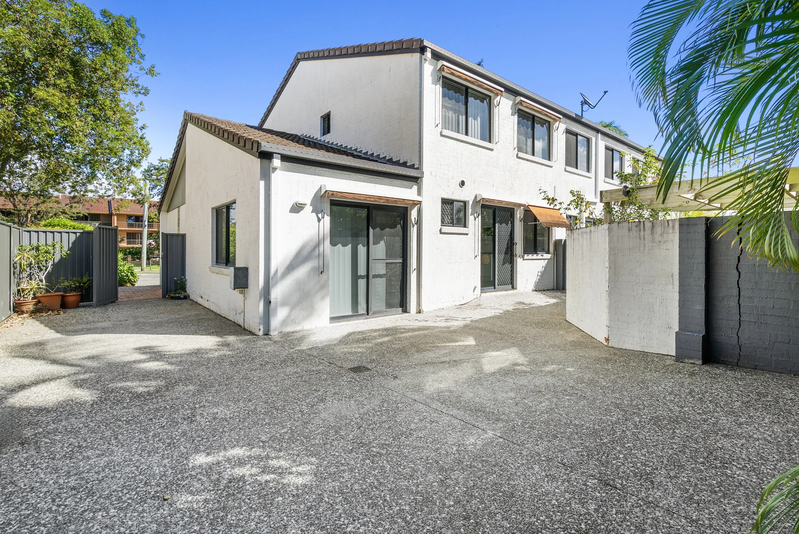 Additional image 4 of 3/37 T E Peters Drive, Broadbeach Waters QLD 4218