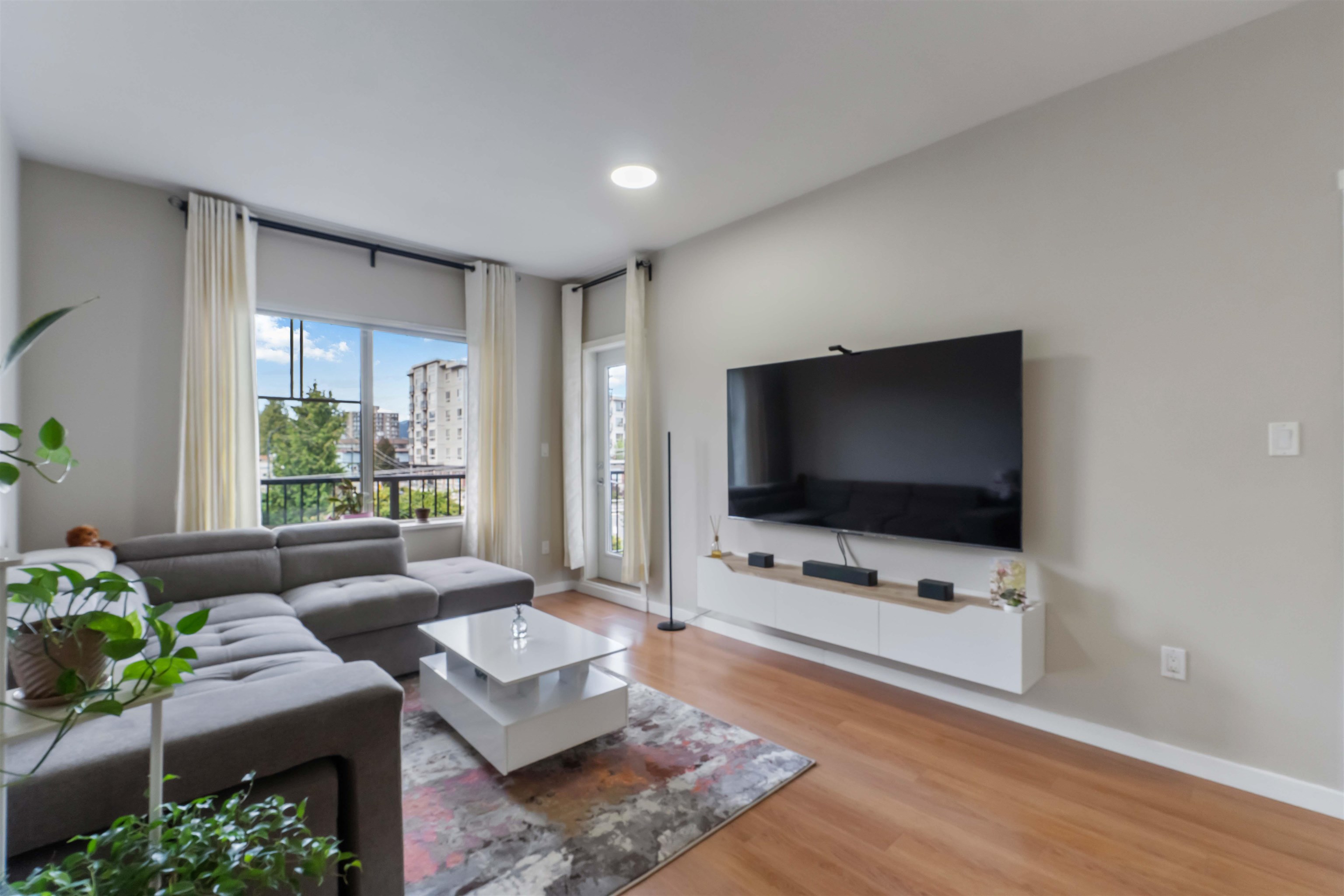 Additional image 3 of 404-22290 North Avenue, Maple Ridge, BC, V2X 8Z8
