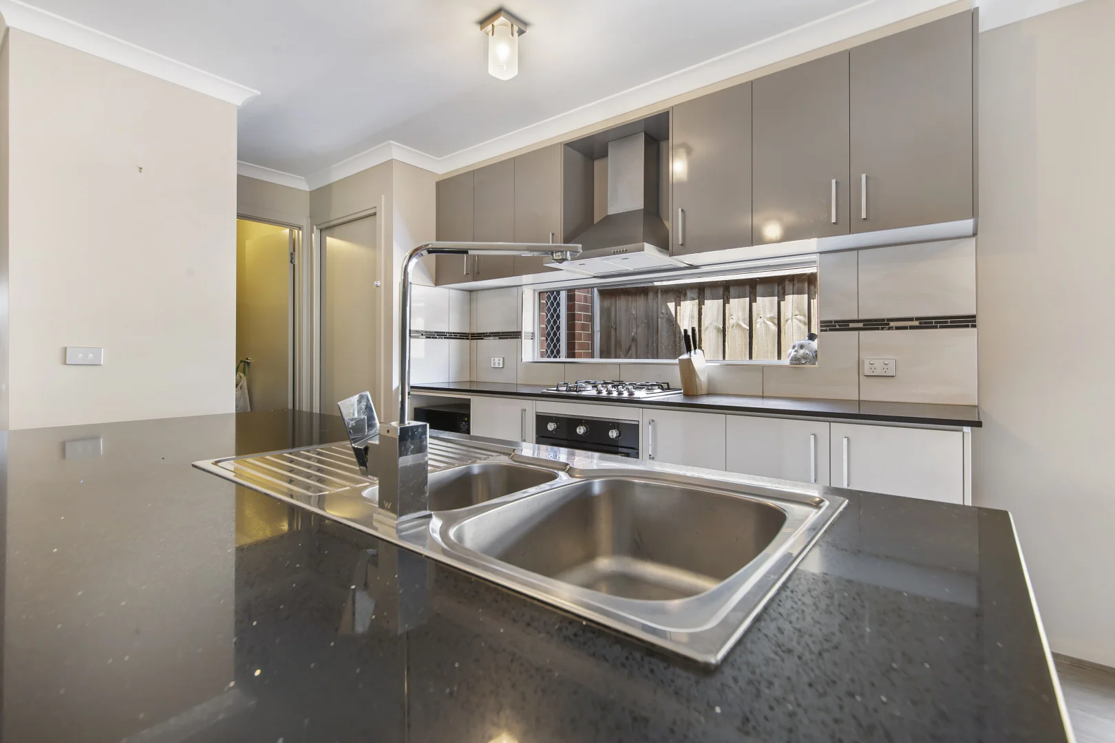 Additional image 5 of 43 Arlington Avenue, Pakenham VIC 3810