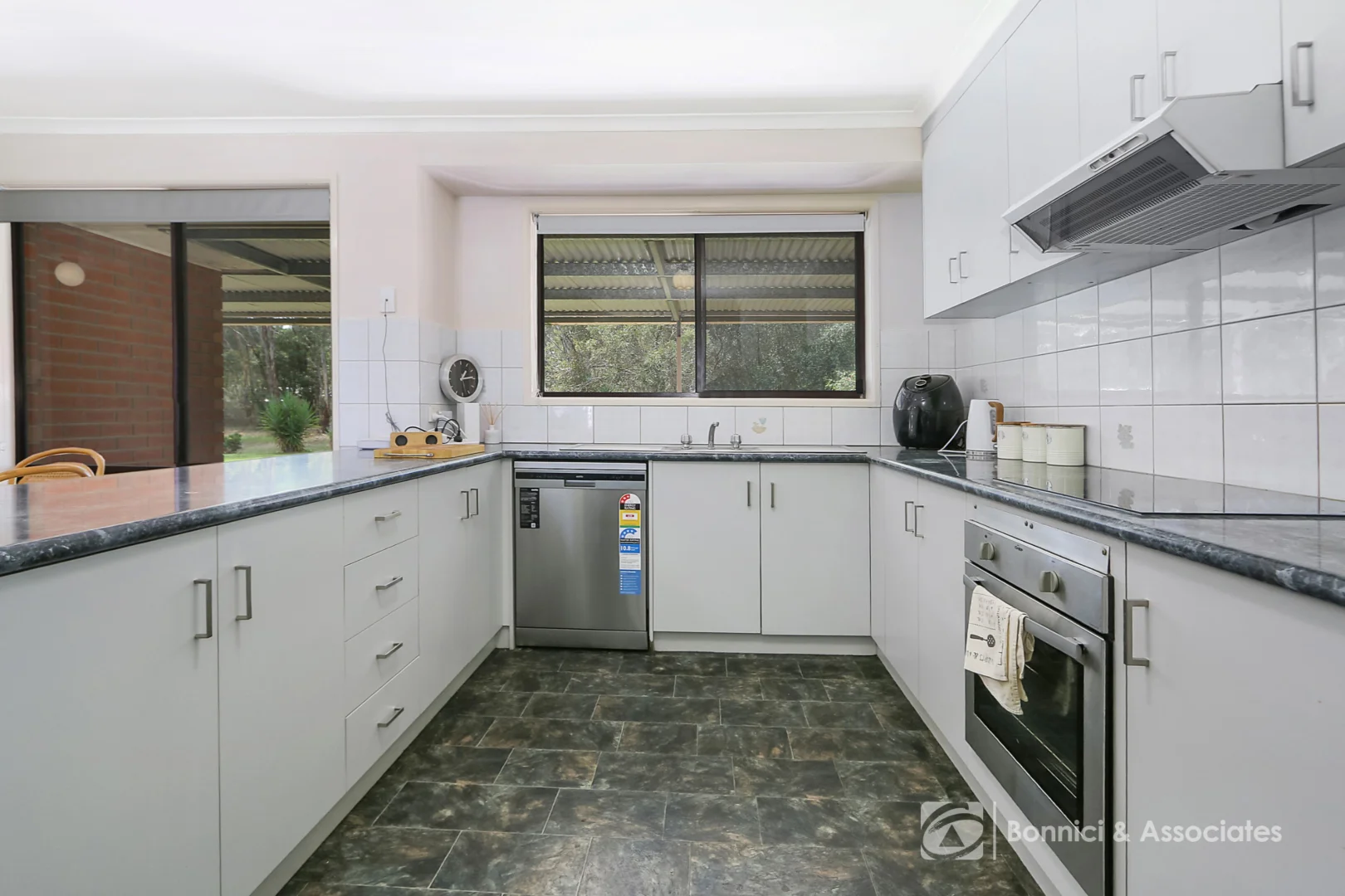 Additional image 9 of 89-91 Main Street, Chiltern VIC 3683