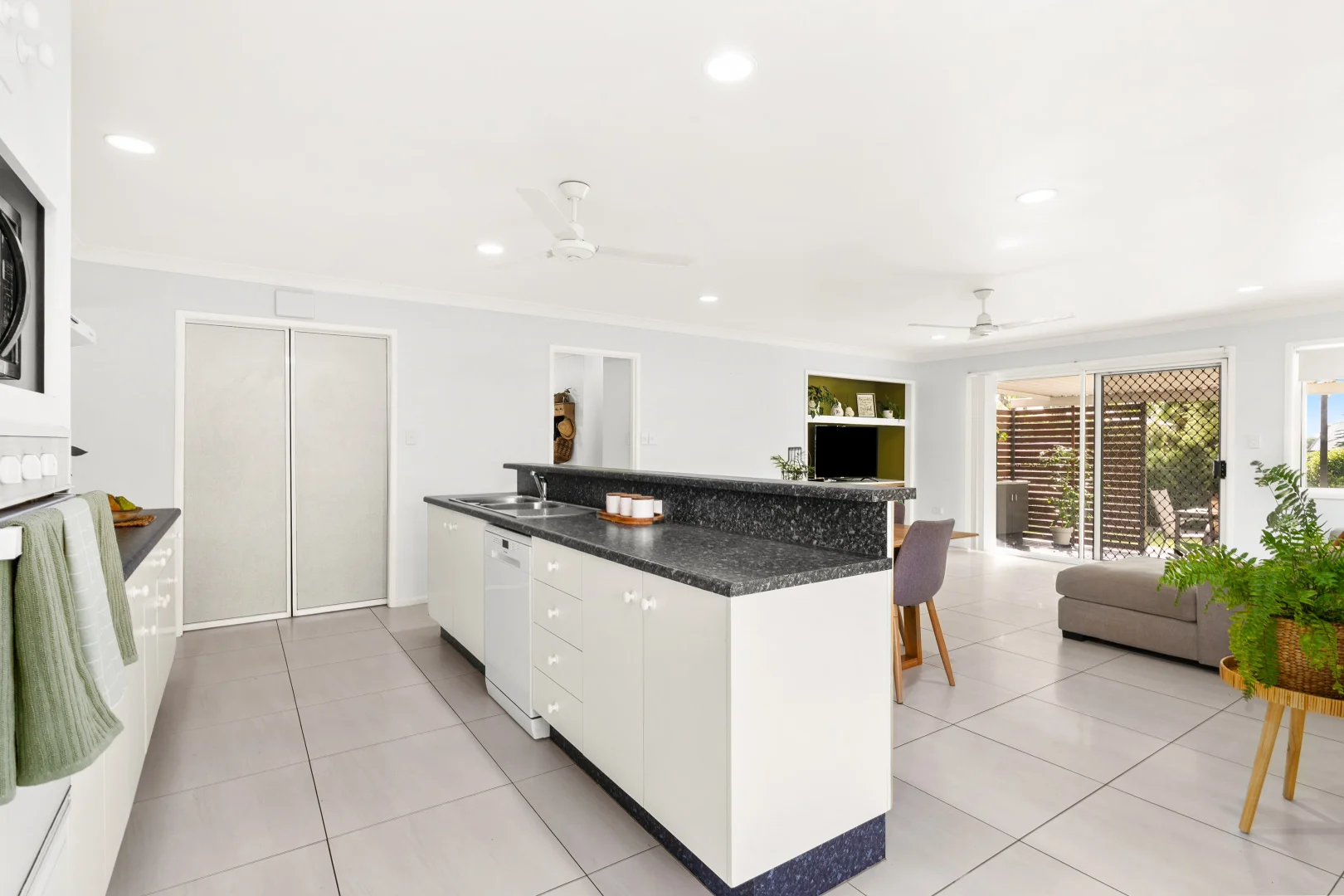 Additional image 5 of 13 Bowen Street, The Range QLD 4700