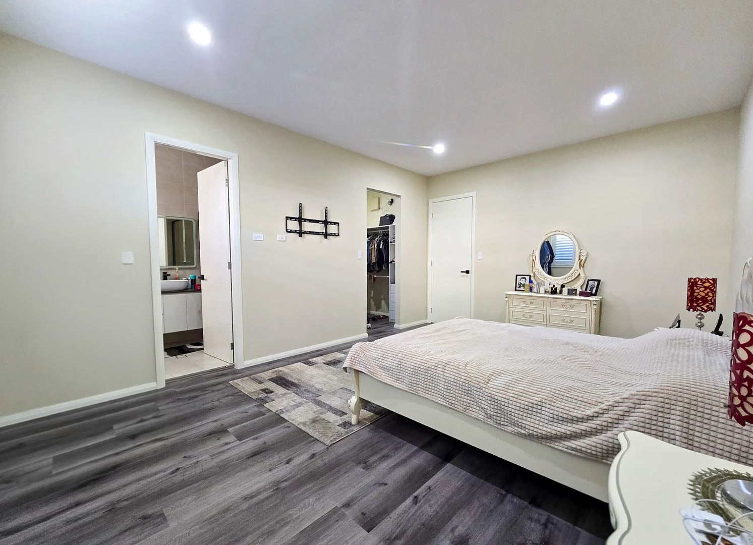 Additional image 8 of 8 Coventry Crescent, Denham Court NSW 2565