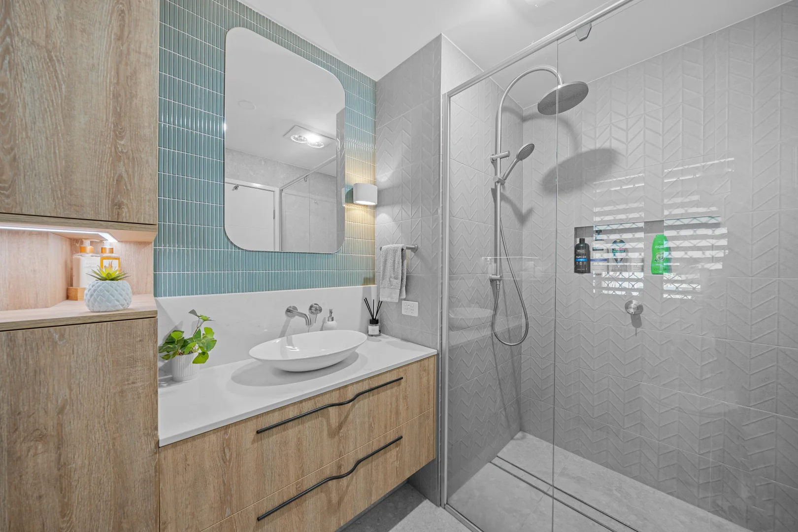 Additional image 13 of 27 Seville Circuit, Burleigh Waters QLD 4220