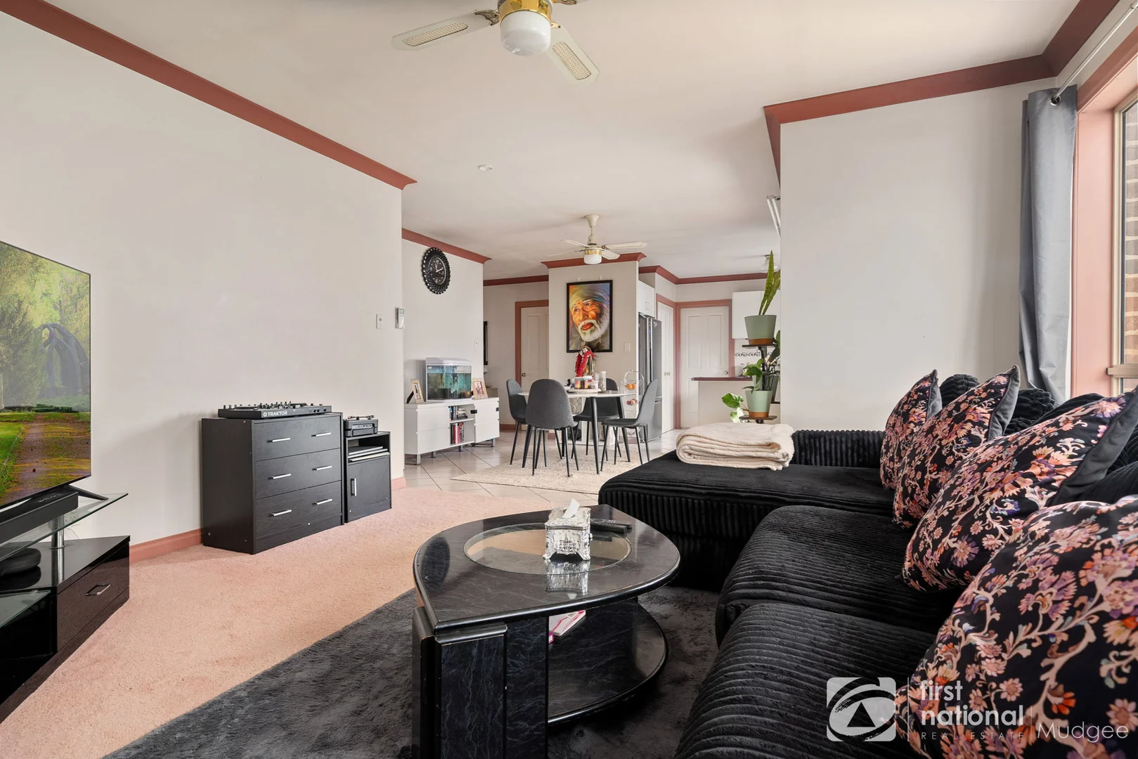 1/4 Macquarie Drive, Mudgee NSW 2850 photo 4
