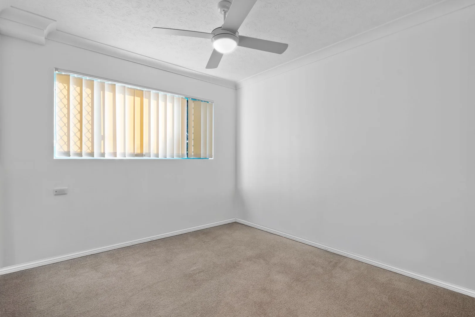 Additional image 5 of 3/1028-1030 Gold Coast Highway, Palm Beach QLD 4221