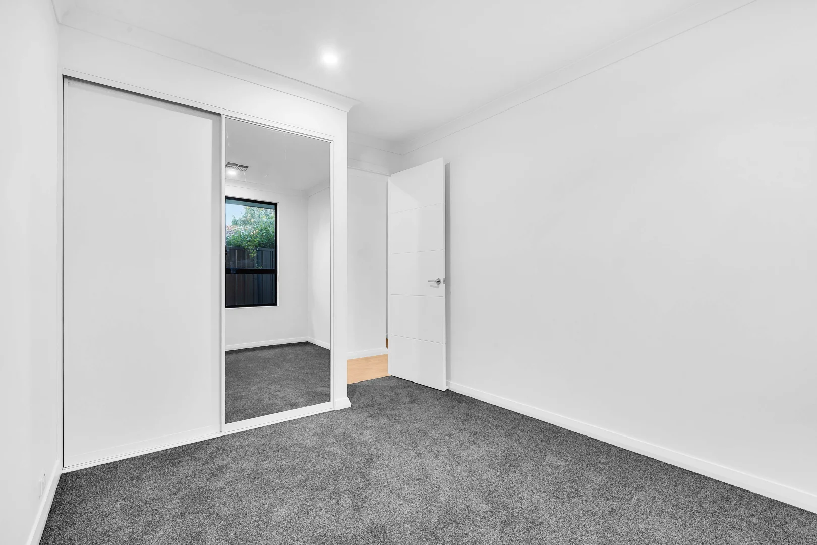 Additional image 11 of 1/64/Alexandrina Road, Mount Barker SA 5251