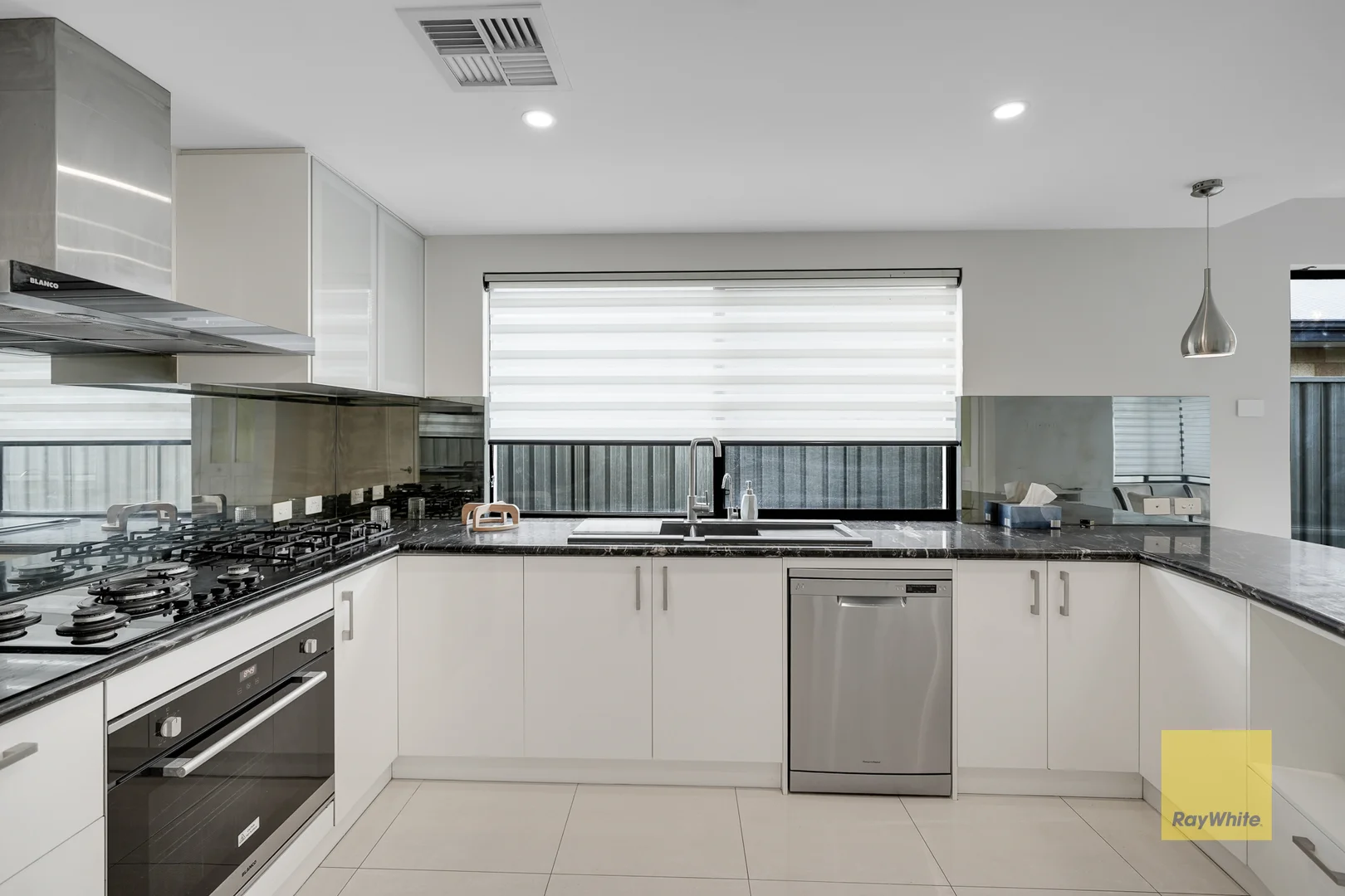 11 Cervara Avenue, Stirling WA 6021 photo 5