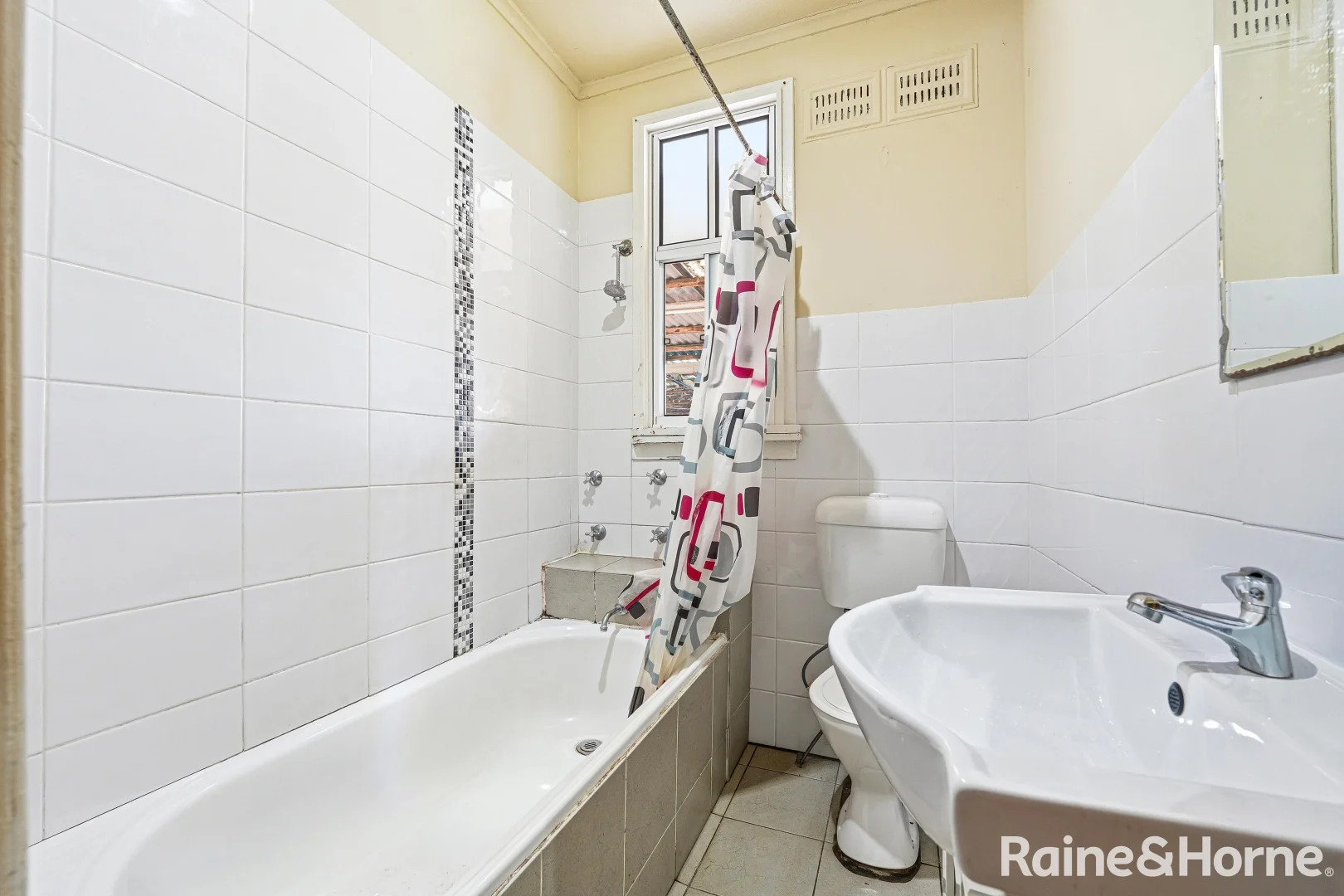 Additional image 14 of 40 & 40A Adams Crescent, St Marys NSW 2760
